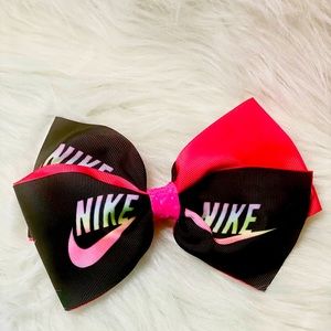 Nike bow